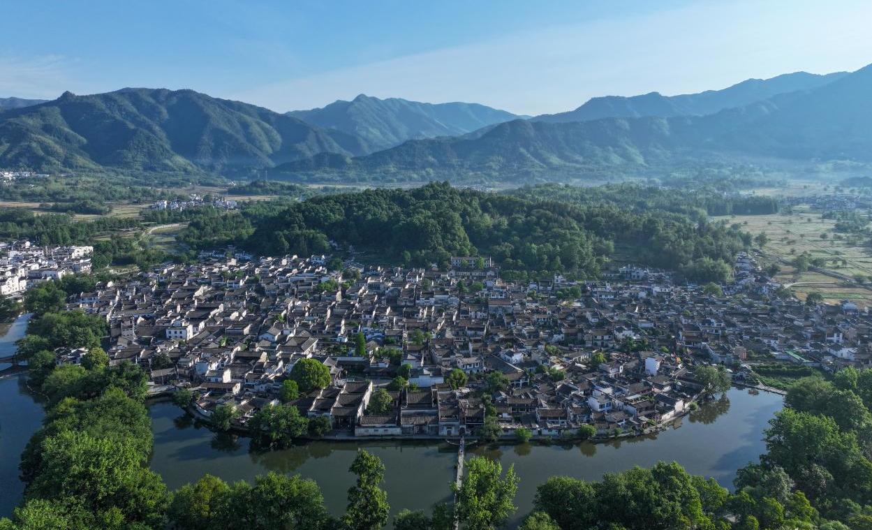 古城对话,安徽本土人与外地游客的时空交融